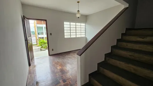 Casa com 2 Quartos à venda, 91m² no Teixeiras, Juiz de Fora