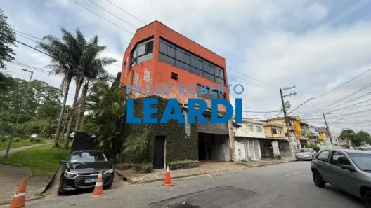 Galpão/Depósito/Armazém com 1 Quarto à venda, 700m² no Demarchi, São Bernardo do Campo