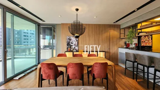 Apartamento com 3 Quartos para alugar, 197m² no Jardim das Acácias, São Paulo