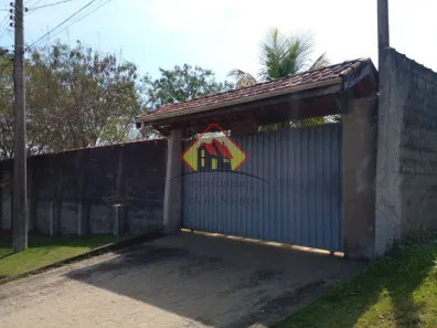 Fazenda/Sítio com 3 Quartos à venda, 350m² no Conjunto Residencial Araretama, Pindamonhangaba