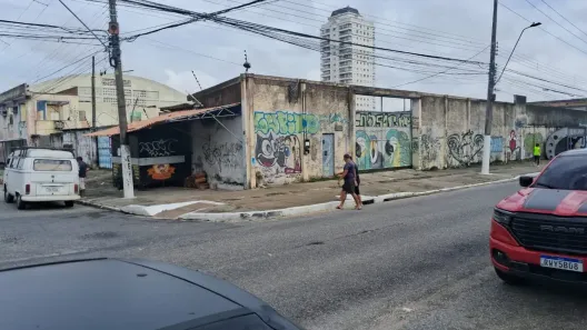 Lote/Terreno à venda, 2500m² no Pedreira, Belém