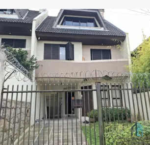 Casa com 3 Quartos à venda, 144m² no São Francisco, Curitiba