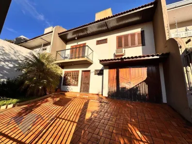 Sobrado com 3 Quartos à venda, 162m² no Centro, Cascavel