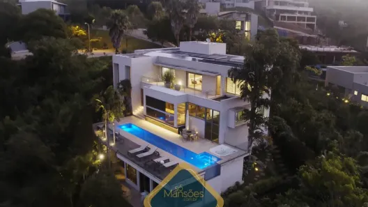 Casa de Condomínio com 4 Quartos à venda, 1501m² no Vale dos Cristais, Nova Lima