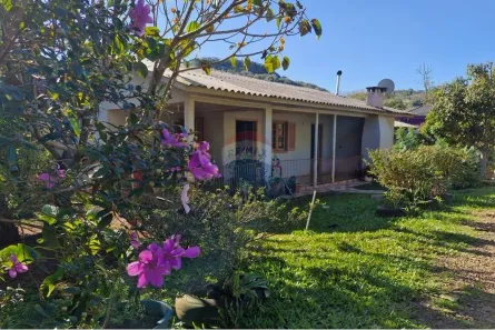 Fazenda/Sítio com 3 Quartos à venda, 96m² no , Trindade do Sul