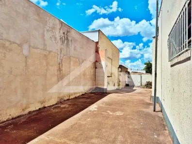 Imóvel Comercial à venda, 80m² no Vila Seixas, Ribeirão Preto