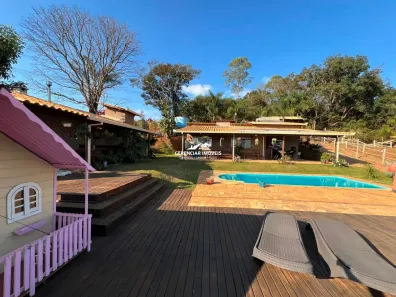 Fazenda/Sítio com 3 Quartos à venda, 2300m² no Centro, Itatiaiuçu