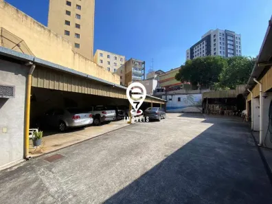Galpão/Depósito/Armazém para alugar, 697m² no Chácara Inglesa, São Paulo