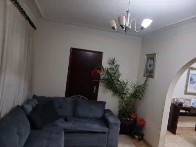 Casa com 3 Quartos à venda, 216m² no Jardim Induberaba, Uberaba