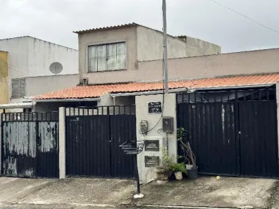Casa com 1 Quarto à venda, 57m² no Laranjal, São Gonçalo