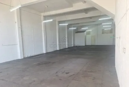 Galpão/Depósito/Armazém para alugar, 220m² no Parque Jaguaré, São José do Rio Preto