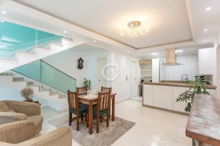 Sobrado com 3 Quartos à venda, 112m² no Cajuru, Curitiba