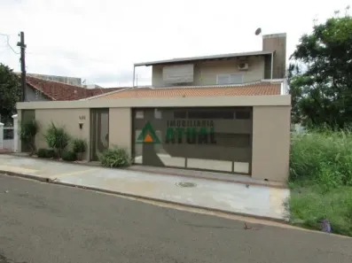 Casa com 4 Quartos à venda, 359m² no Quebec, Londrina