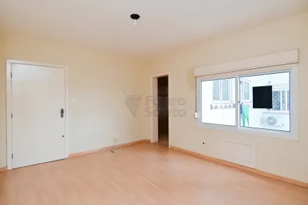 Kitnet com 1 Quarto para alugar, 50m² no Centro, Pelotas