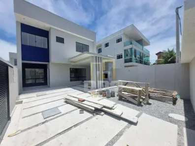 Casa com 3 Quartos à venda, 153m² no Costazul, Rio das Ostras