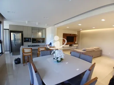 Apartamento com 3 Quartos para alugar, 109m² no Santa Mônica, Uberlândia