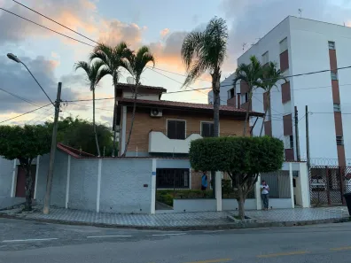 Casa com 4 Quartos à venda, 234m² no Vila Trujillo, Sorocaba