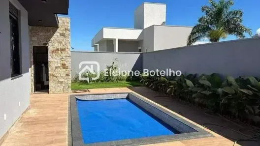 Casa de Condomínio com 3 Quartos para alugar, 180m² no Shopping Park, Uberlândia