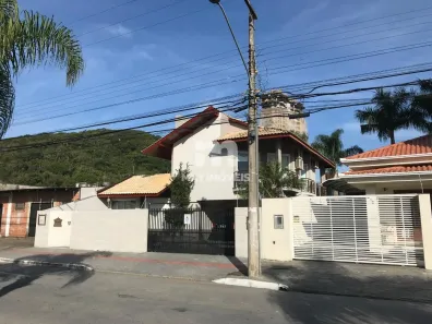 Casa com 4 Quartos à venda, 260m² no Ressacada, Itajaí