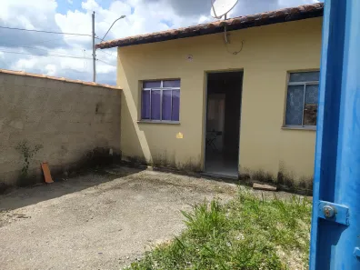 Casa com 2 Quartos à venda, 80m² no Bairro Cidade Jardim, Esmeraldas