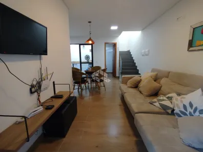 Casa com 2 Quartos à venda, 90m² no Canto Grande, Bombinhas