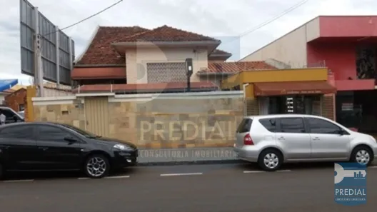 Casa com 2 Quartos para alugar, 100m² no Centro, São Carlos