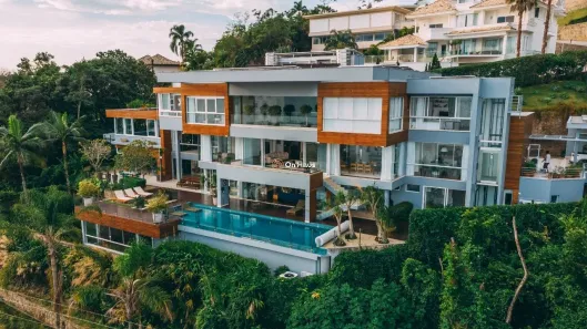 Casa de Condomínio com 6 Quartos à venda, 1200m² no Cacupé, Florianópolis