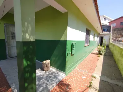 Casa com 6 Quartos para alugar, 277m² no Centro, Embu das Artes