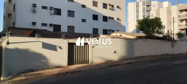 Lote/Terreno à venda, 300m² no Tabajaras, Uberlândia