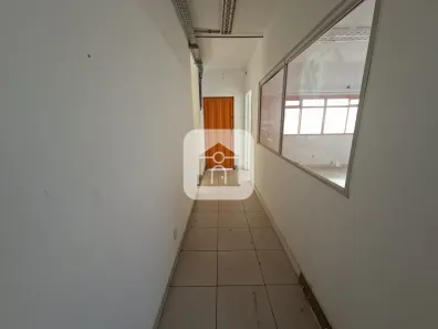 Ponto Comercial para alugar, 256m² no Daniel Fonseca, Uberlândia