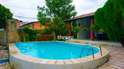 Casa com 3 Quartos à venda, 240m² no Pici, Fortaleza