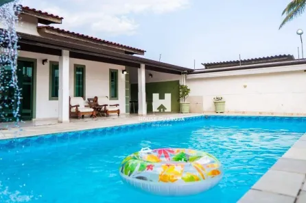 Casa com 3 Quartos à venda, 320m² no Jardim Virgínia, Guarujá