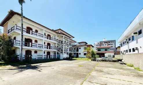 Ponto Comercial com 14 Quartos à venda, 872m² no Itaguá, Ubatuba