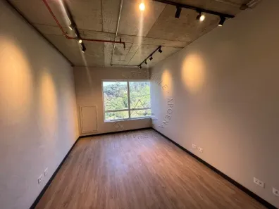 Sala Comercial à venda, 30m² no Tamboré, Santana de Parnaíba