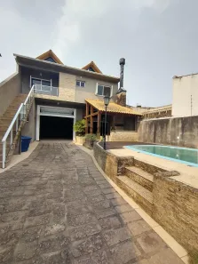 Sobrado com 2 Quartos à venda, 187m² no Fragata, Pelotas