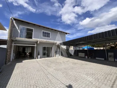 Casa com 2 Quartos para alugar, 90m² no João Costa, Joinville