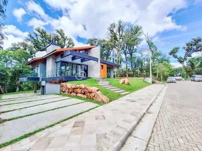 Casa com 3 Quartos à venda, 319m² no Carniel, Gramado