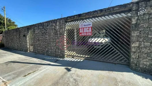 Casa com 3 Quartos para alugar, 197m² no Jardim das Samambaias, Jundiaí