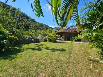 Casa de Condomínio com 3 Quartos à venda, 215m² no Verde Mar, Caraguatatuba