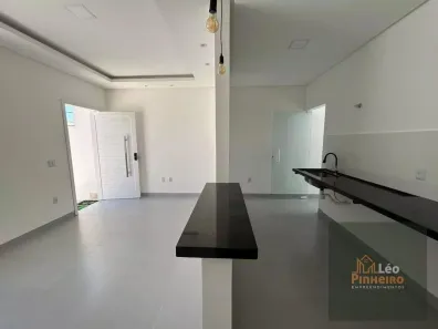 Casa de Condomínio com 2 Quartos à venda, 100m² no Lagoa, Macaé