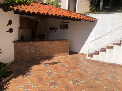 Casa de Condomínio com 4 Quartos à venda, 450m² no Itaipu, Niterói