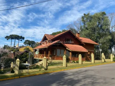 Casa com 3 Quartos à venda, 290m² no Planalto, Gramado