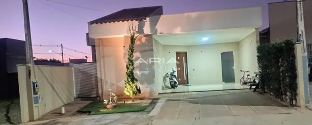 Casa com 3 Quartos à venda, 160m² no Jardim Maria Luiza V, Araraquara