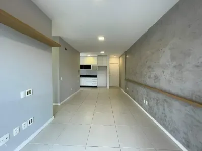Apartamento com 2 Quartos à venda, 116m² no Coqueiros, Florianópolis