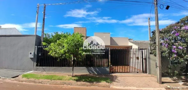 Casa com 2 Quartos à venda, 116m² no Morumbi, Cascavel
