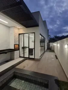 Casa de Condomínio com 3 Quartos à venda, 300m² no Parqville Pinheiros, Aparecida de Goiânia