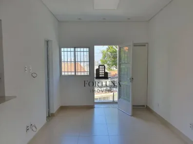 Casa com 2 Quartos para alugar, 70m² no Chácara Inglesa, São Paulo