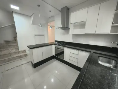 Sobrado com 3 Quartos à venda, 125m² no Jardim São Pedro, Mogi das Cruzes