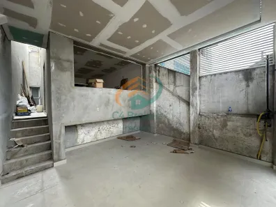 Sobrado com 4 Quartos à venda, 180m² no Vila Ede, São Paulo