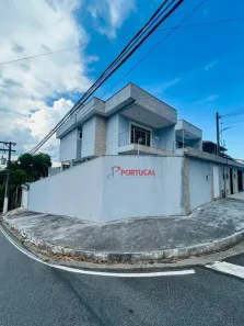 Casa com 3 Quartos à venda, 191m² no Jardim Vitória, Macaé